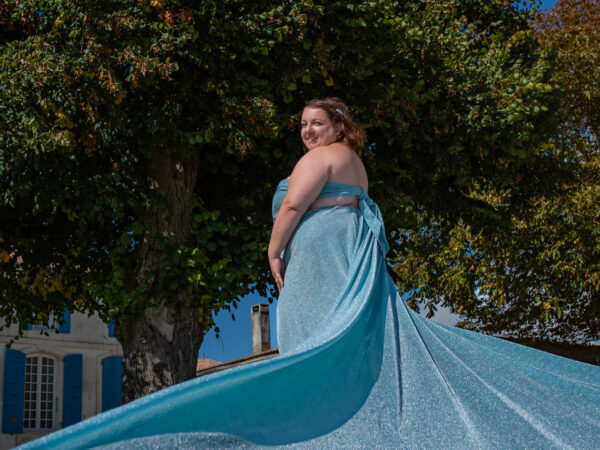 flying dress bleu paillettes